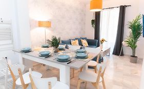 Downtown Apartment 3 Bedrooms 2 Bathrooms Wifi